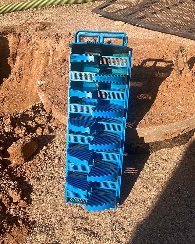 Clean effluent filter